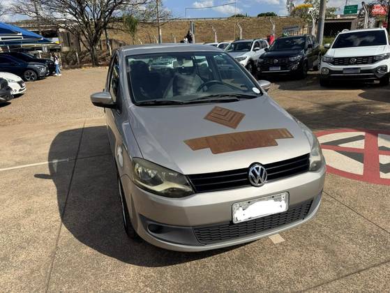 VOLKSWAGEN FOX 1.0 MI 8V FLEX 4P MANUAL VOLKSWAGEN FOX 1.0 MI 8V FLEX 4P MANUAL